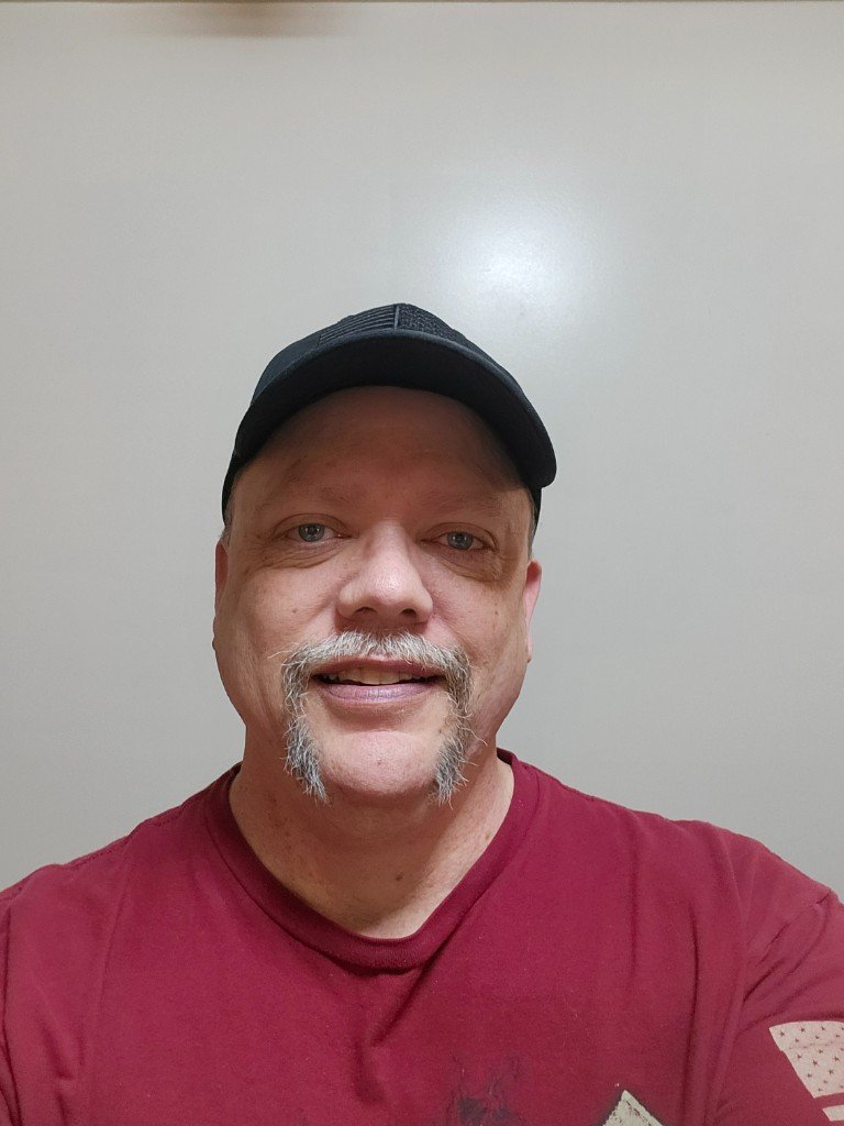 The DIY Veteran — DIY repair expert and tool reviewer with 20+ years of hands-on experience